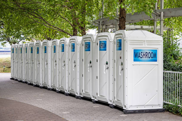 Best High-end porta potty rental  in Oak Harbor, OH